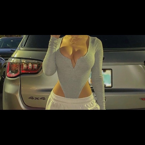 High Bodysuit - Picture 2 of 3